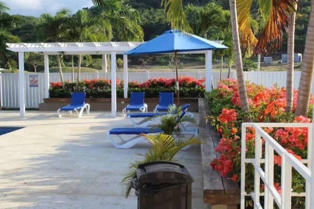 Villa Snooze At Oceanpointe Lucea Exterior foto